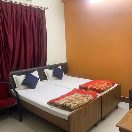 Kakarmatha Narendra Guest House מראה חיצוני תמונה